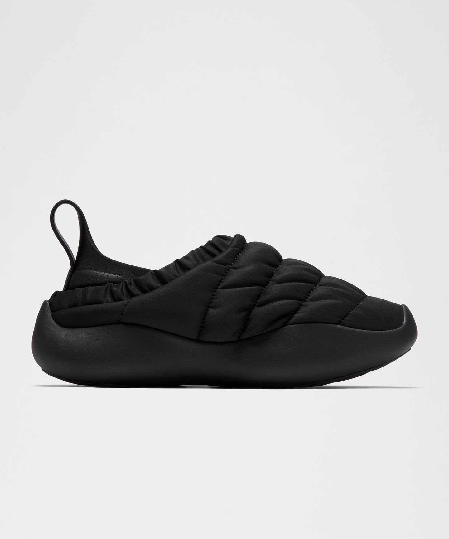 Женская обувь Women's lululemon Puff Puff Shoe, цвет: Чёрный / Бархатный — фото 4
