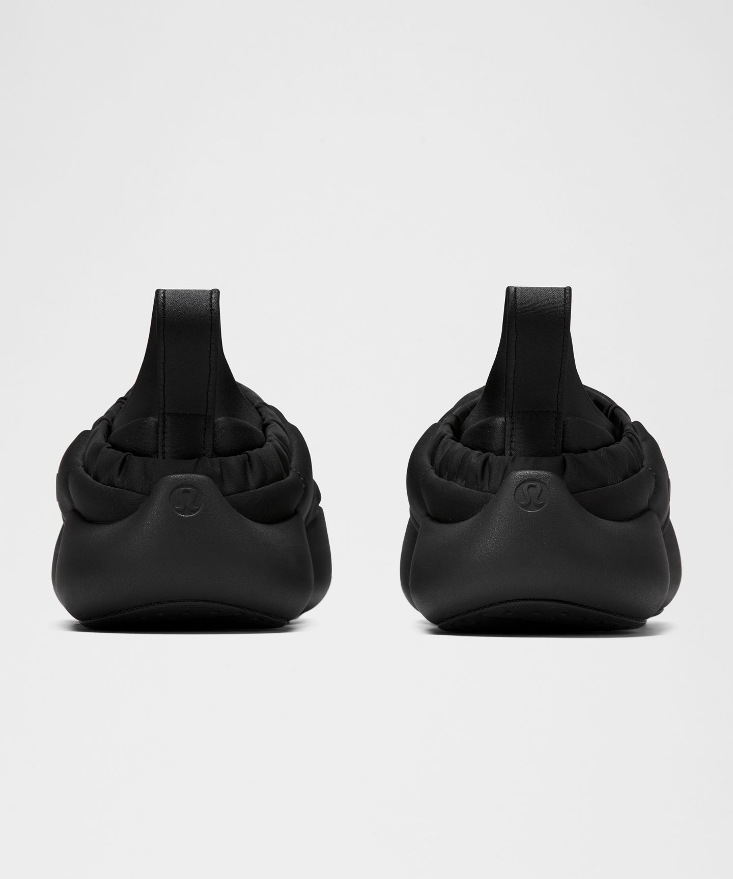 Женская обувь Women's lululemon Puff Puff Shoe, цвет: Чёрный / Бархатный — фото 6