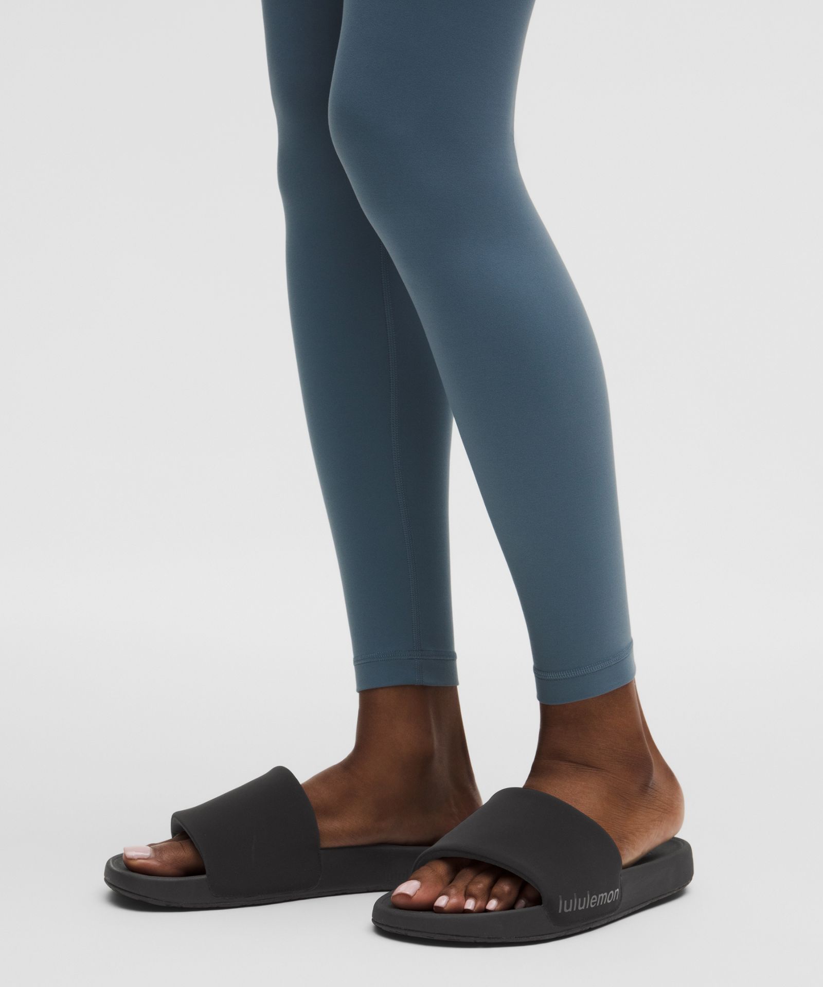 Женские сланцы Lululemon Restfeel — фото 2