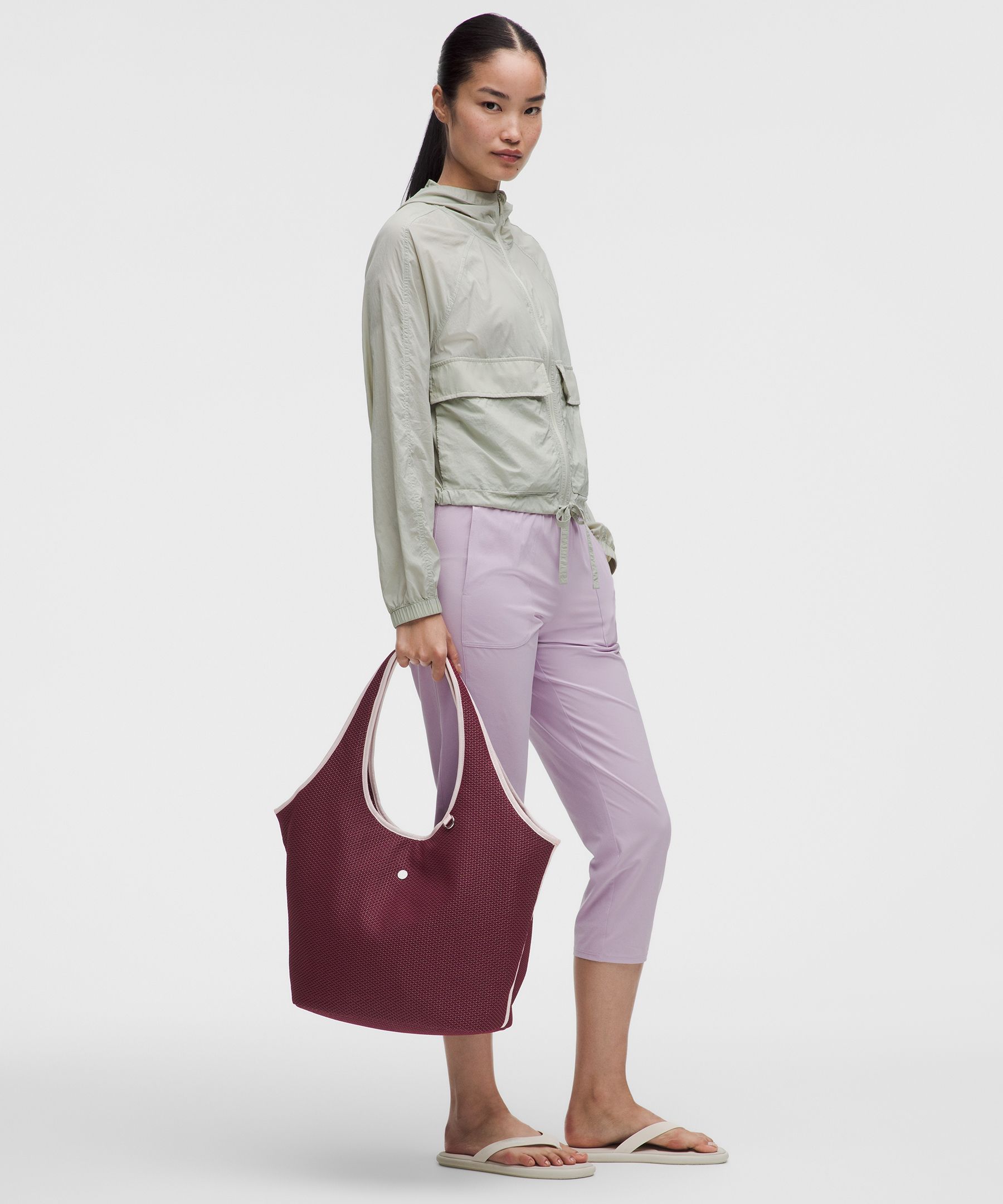 Spacer Mesh Shoulder Bag 15L