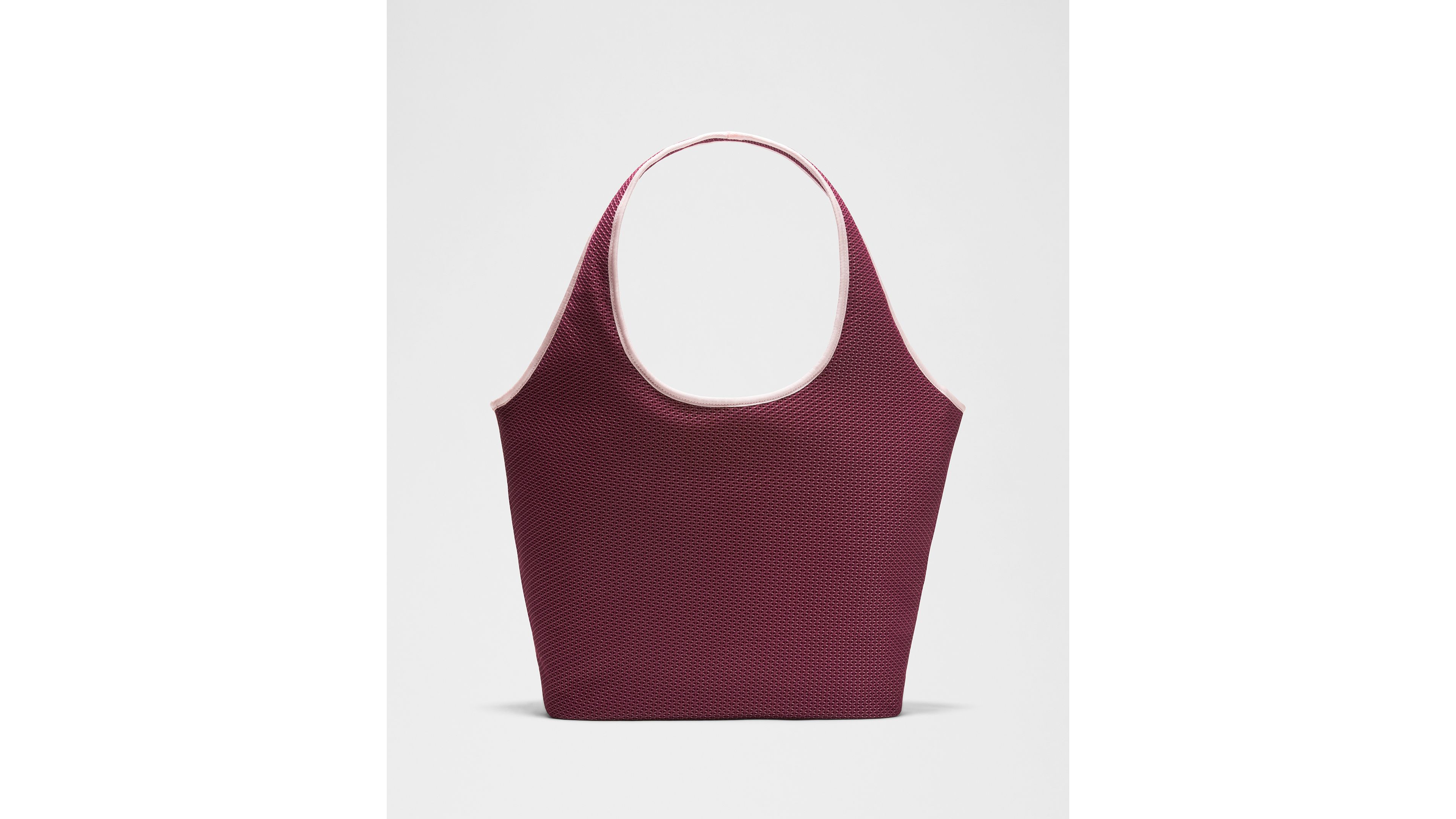 Spacer Mesh Shoulder Bag 15L
