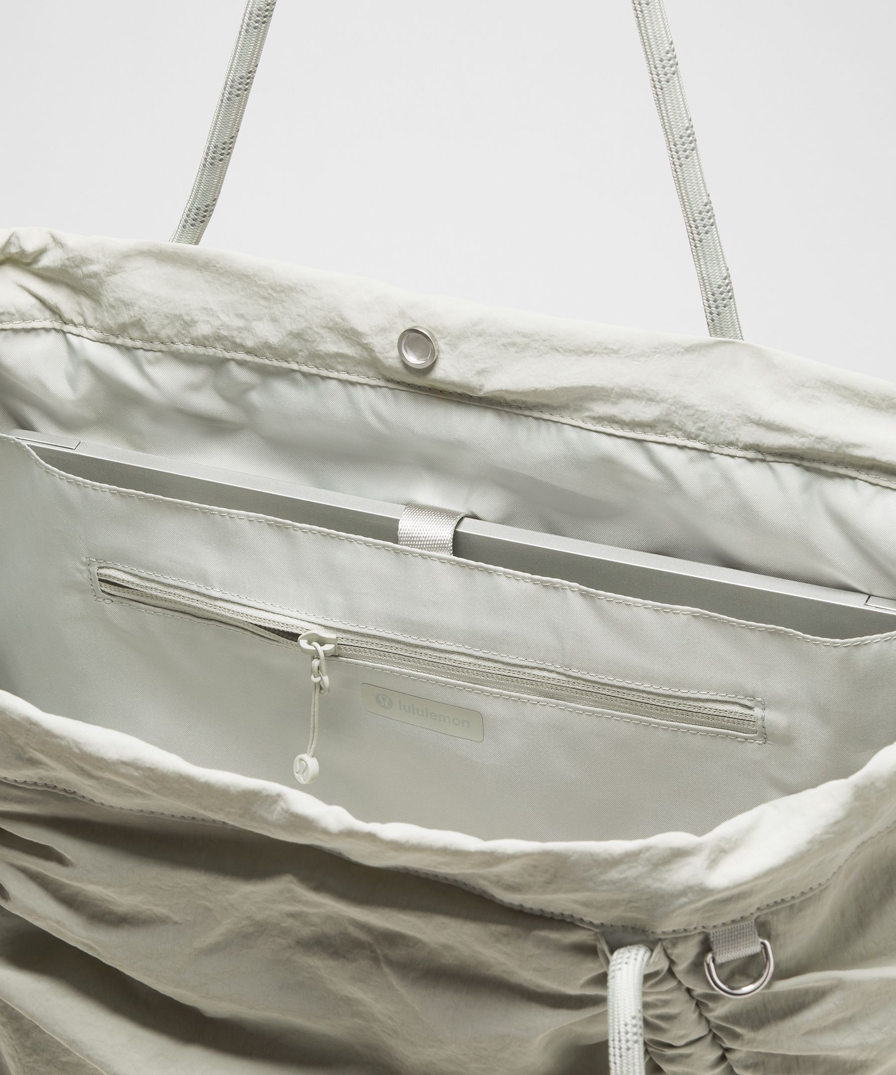 Ruched Tote Bag 24L