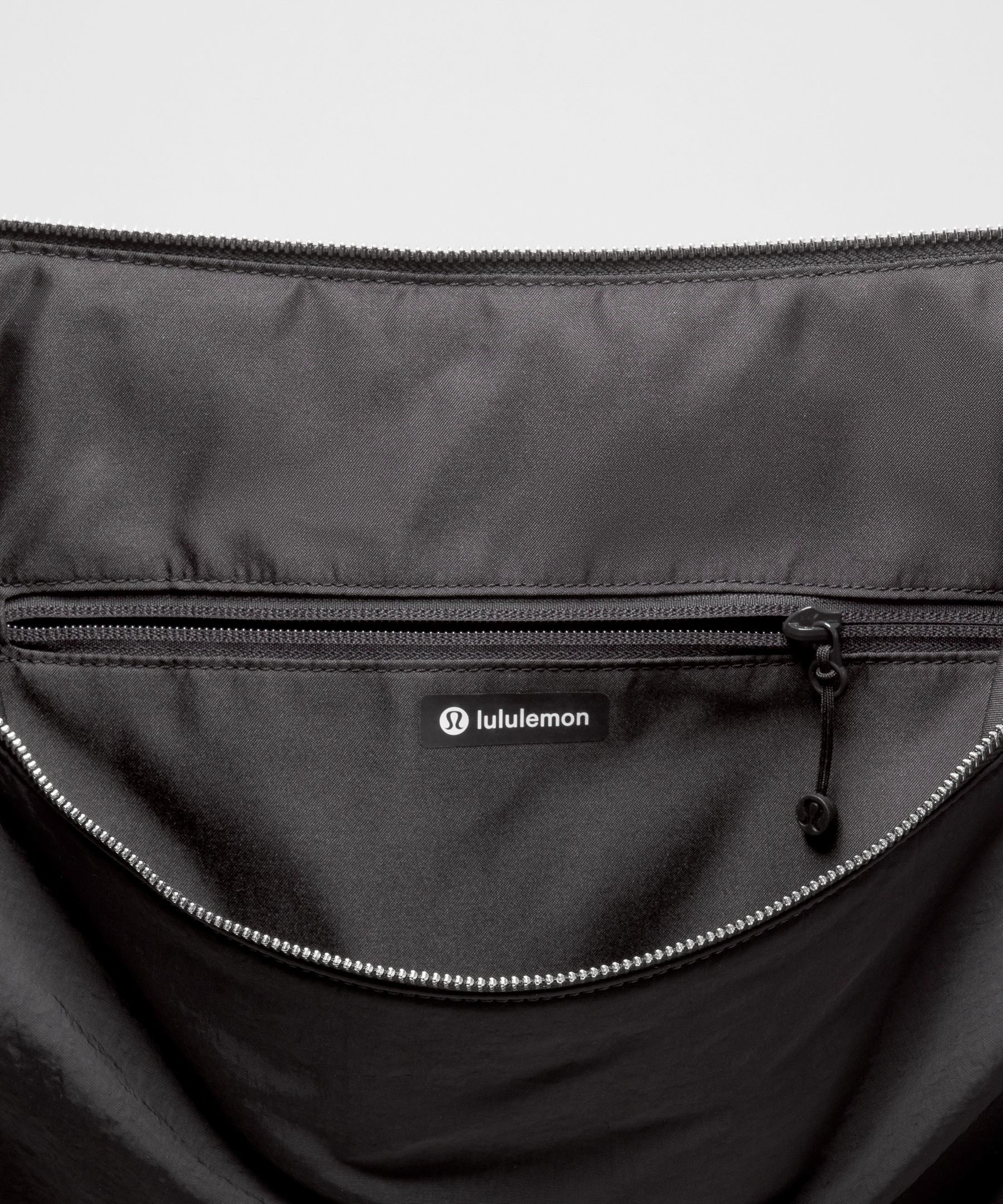 Convertible Ruched Crossbody Bag *Large 16L