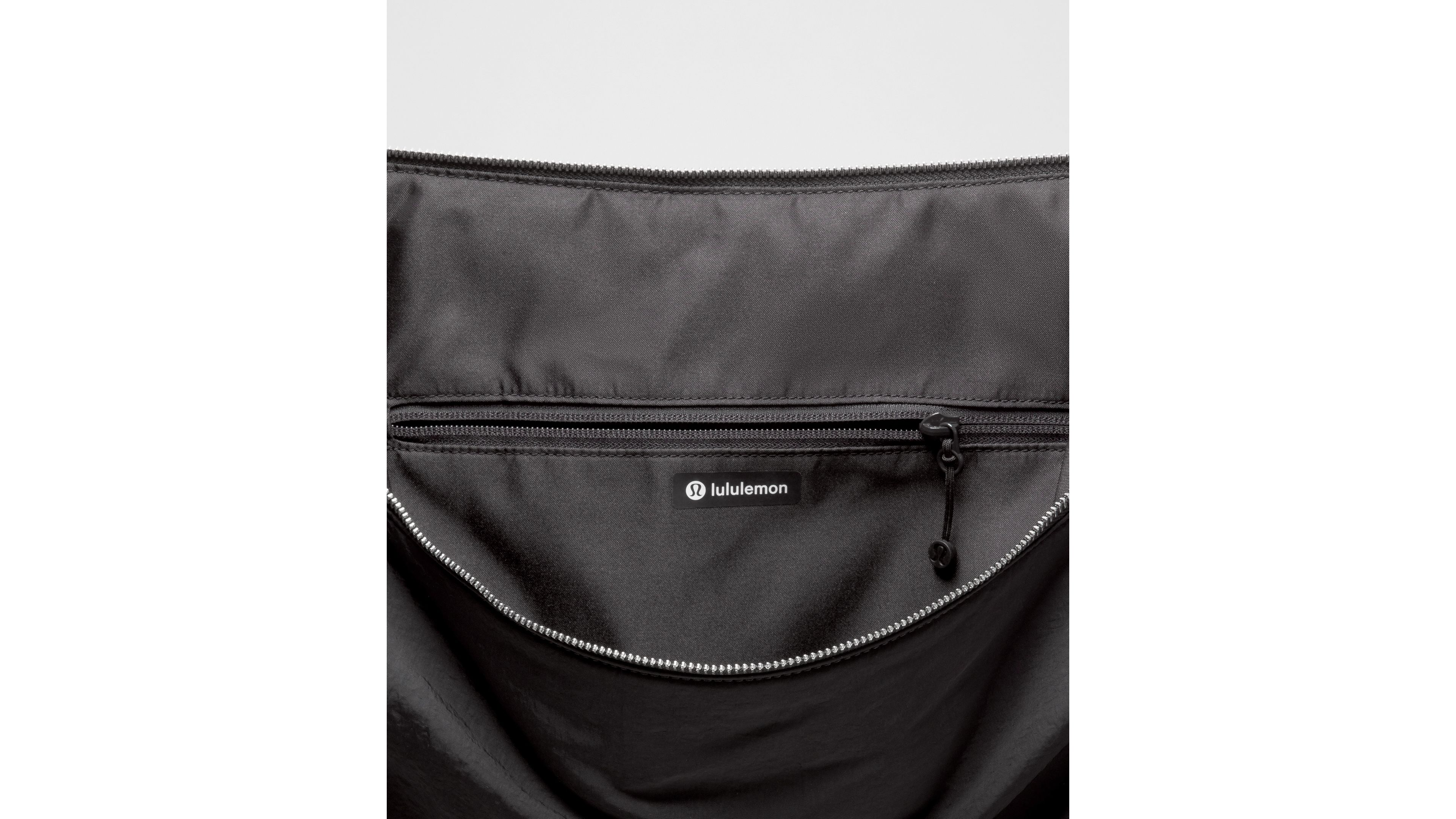 Convertible Ruched Crossbody Bag *Large 16L