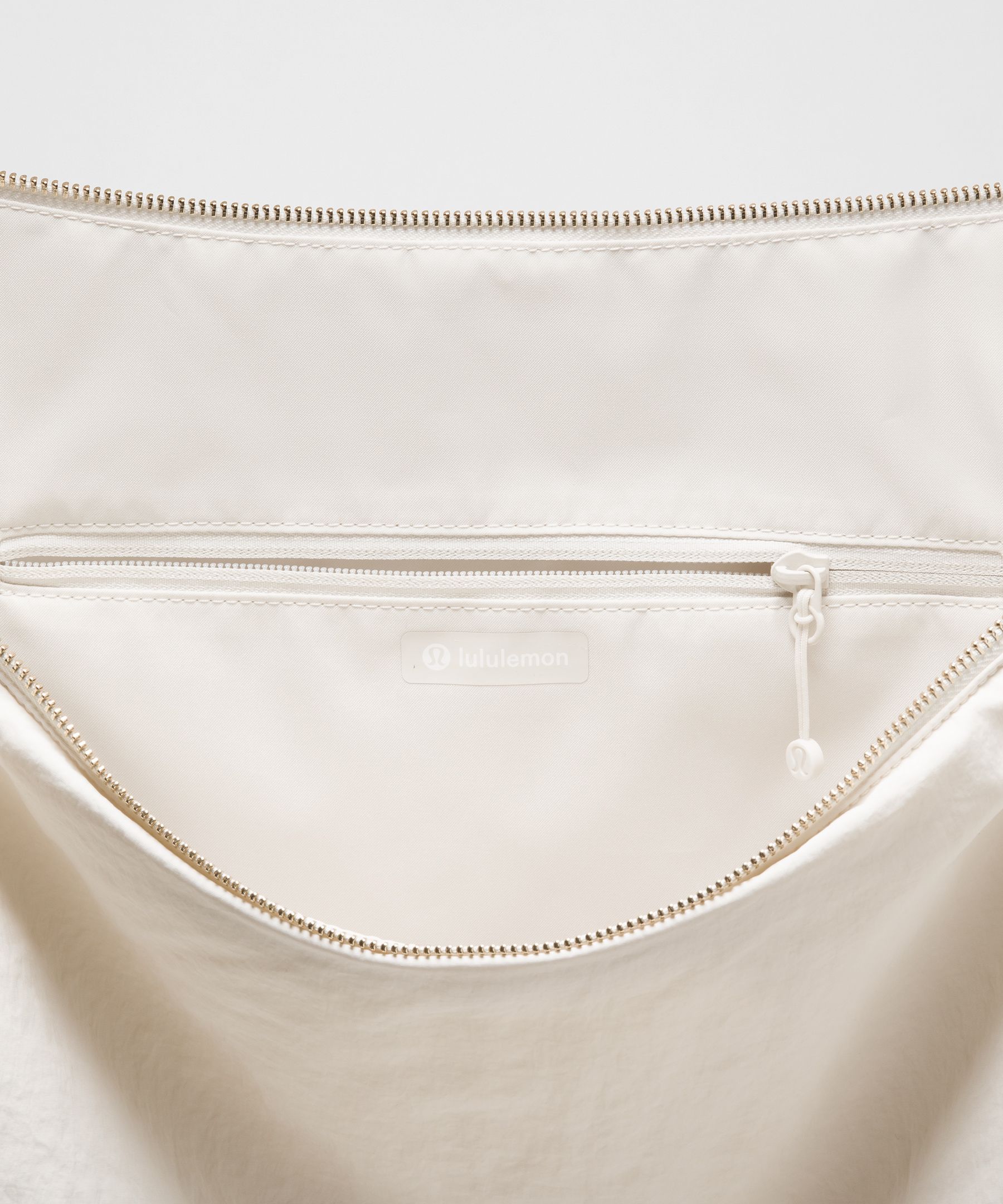 Convertible Ruched Crossbody Bag *Large 16L