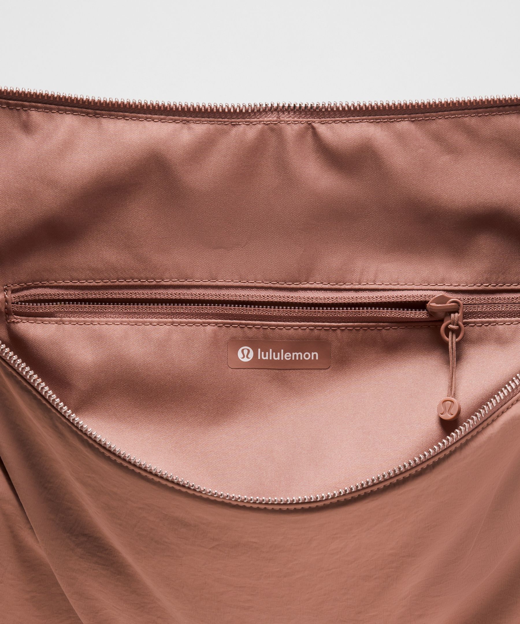 Convertible Ruched Crossbody Bag *Large 16L