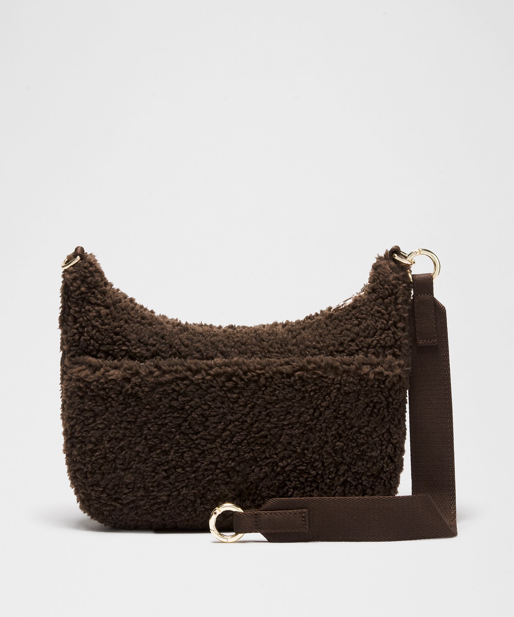 City Essentials Small Shoulder Bag 2L Evolve