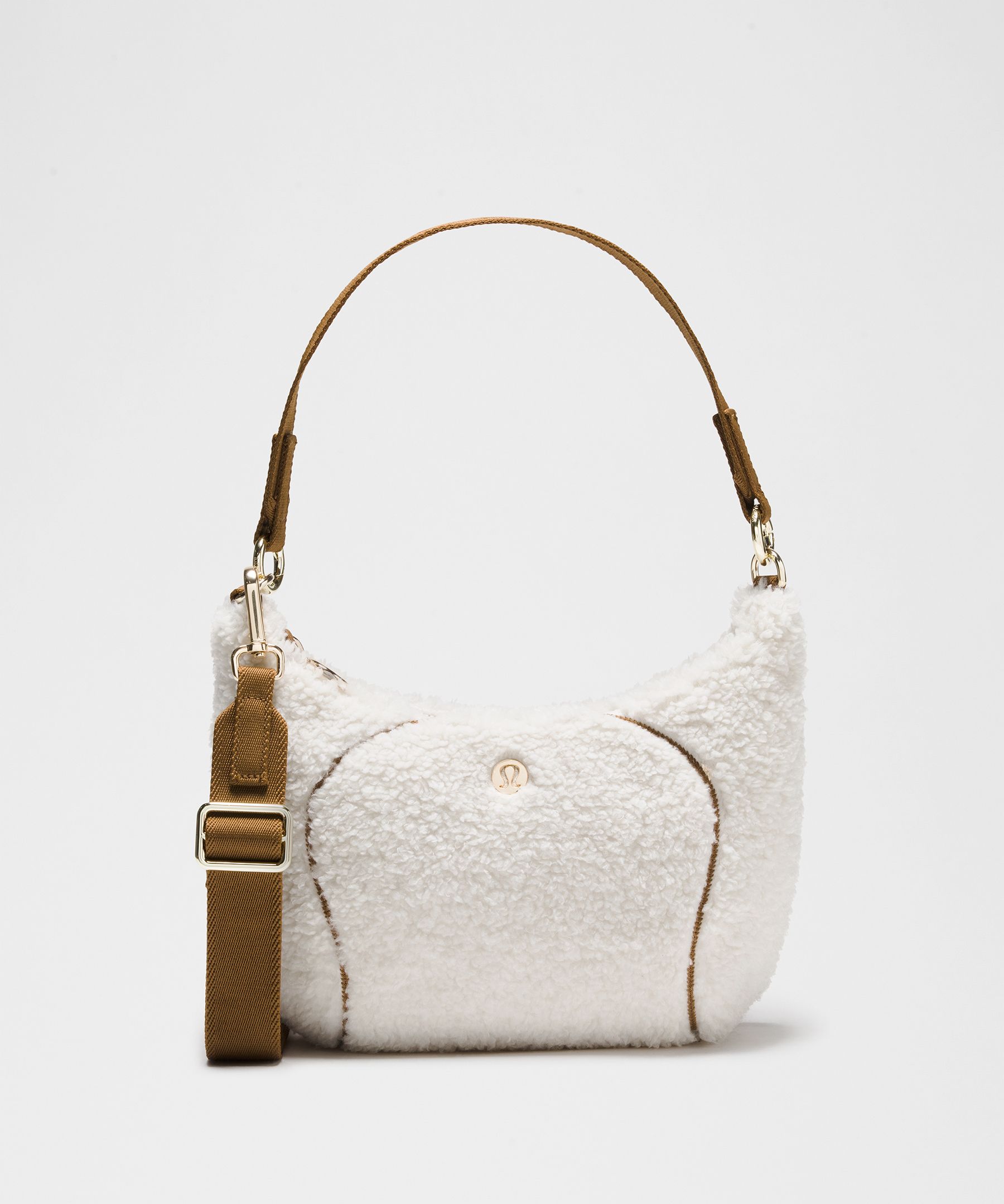 City Essentials Small Shoulder Bag 2L Evolve