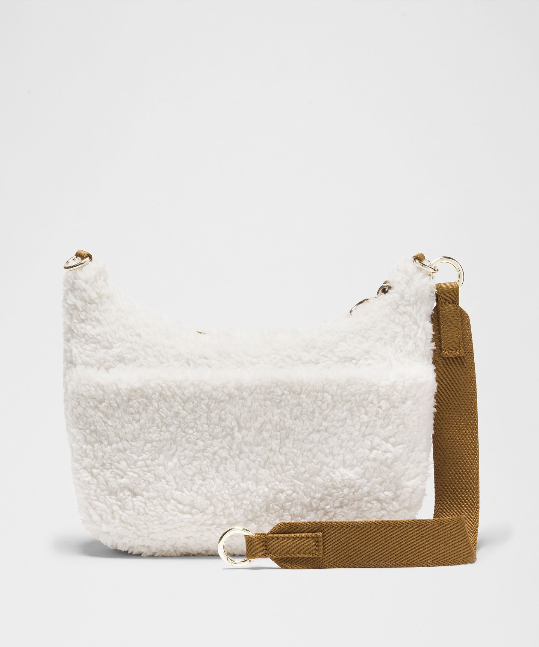 City Essentials Small Shoulder Bag 2L Evolve