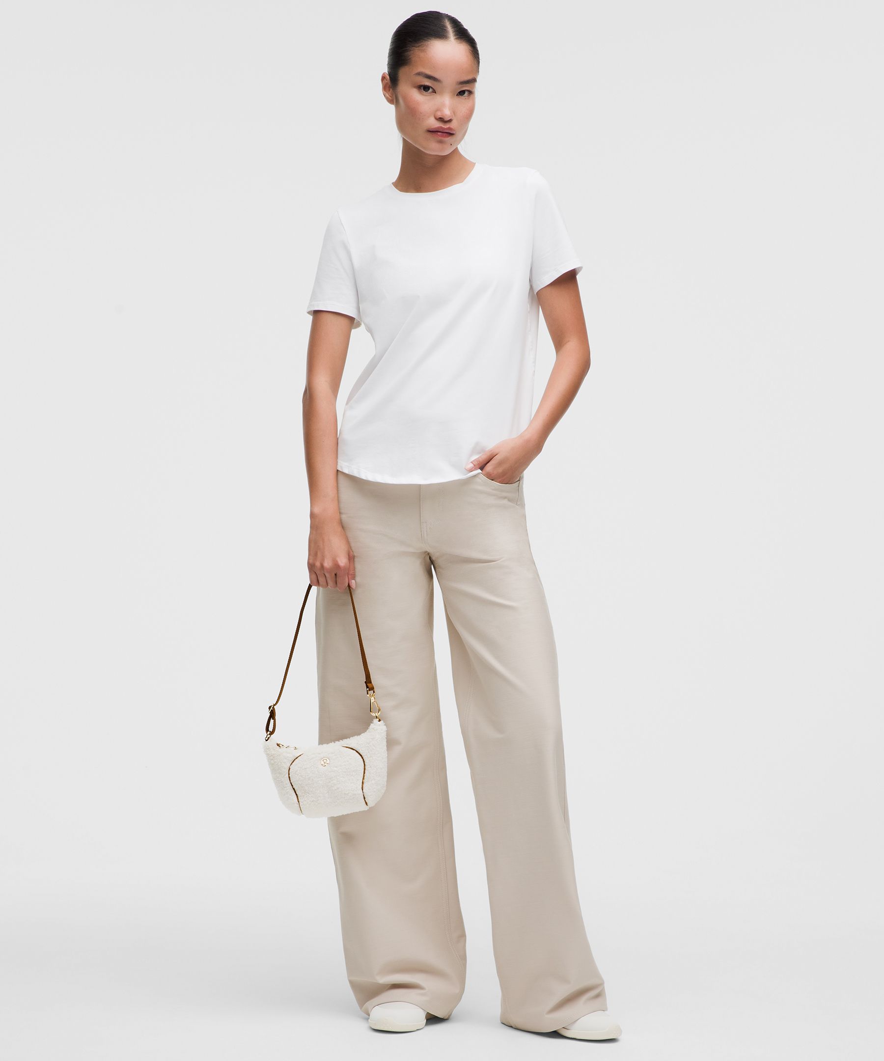 City Essentials Mini Shoulder Bag 0.5L