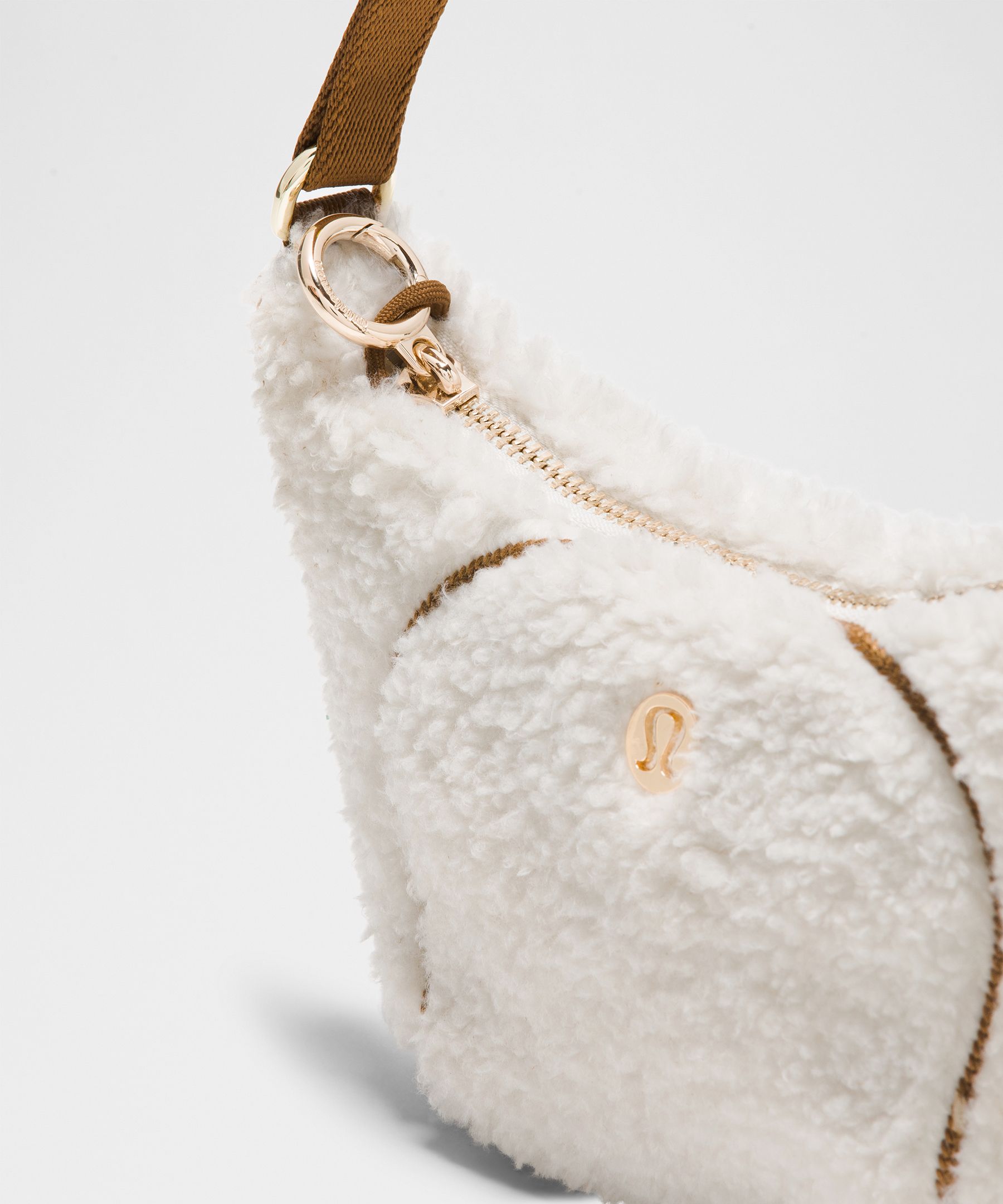 City Essentials Mini Shoulder Bag 0.5L