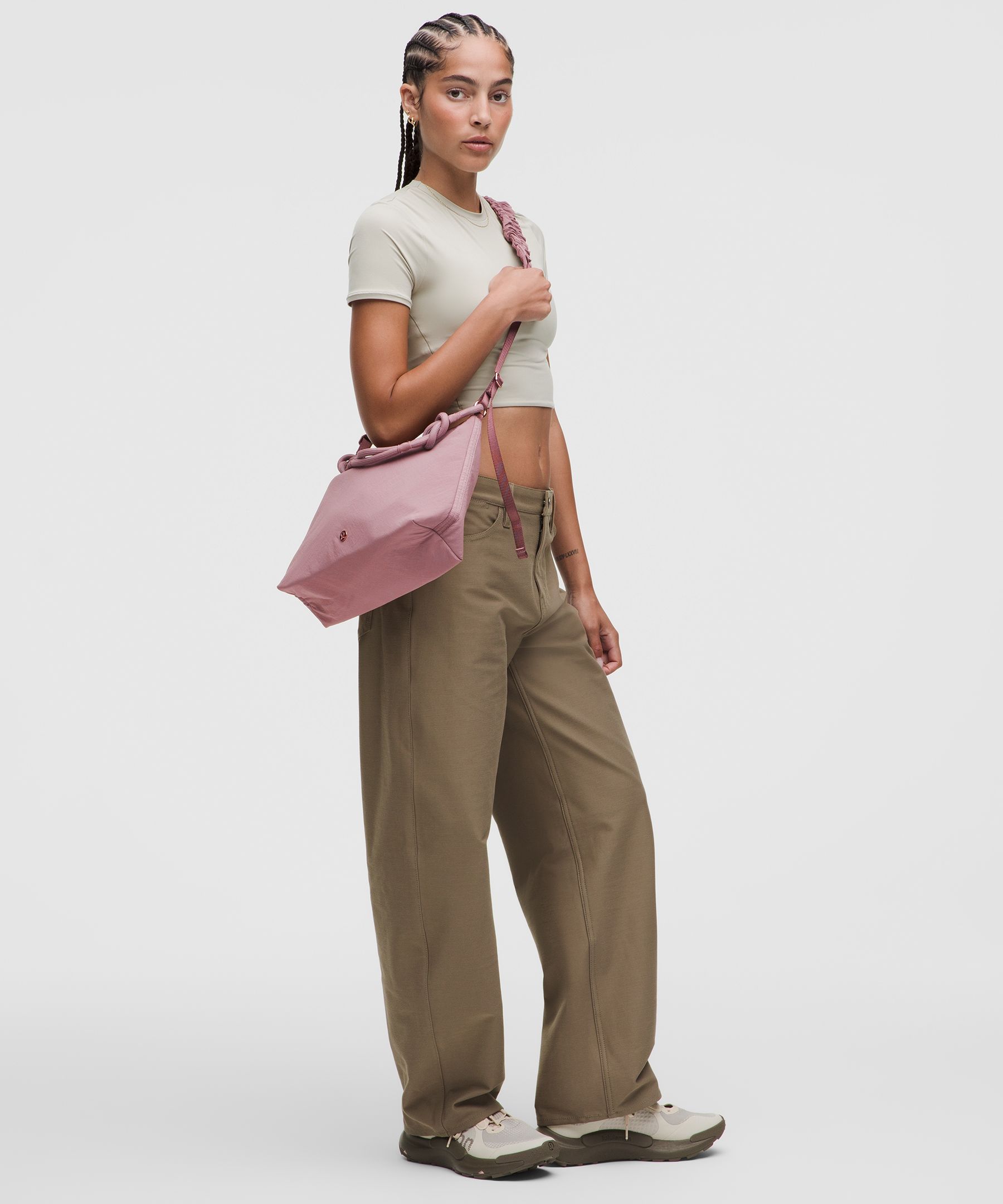 Bolsa crossbody convertible con detalle fruncido 6.5L