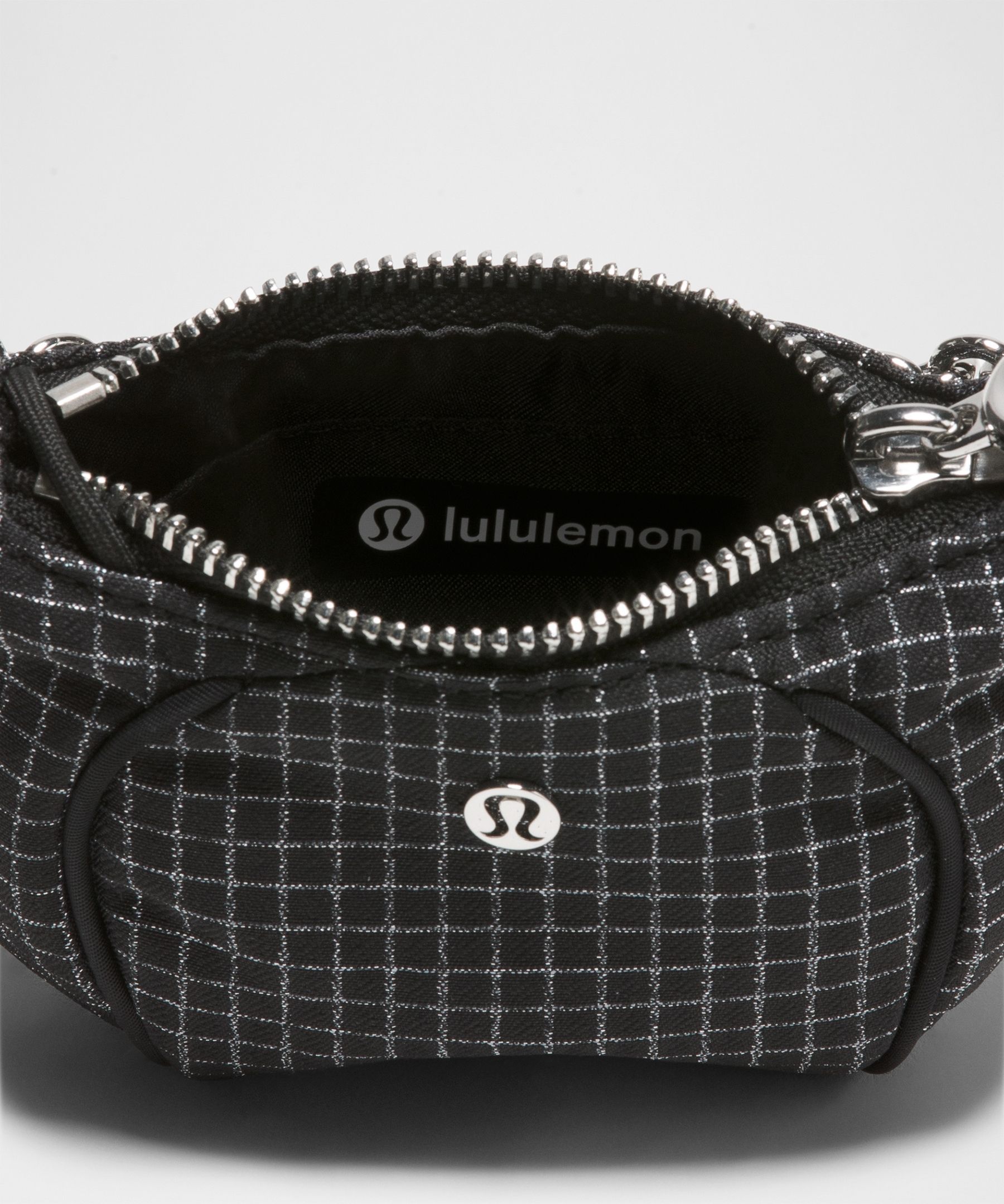 City Essentials Nano Bag