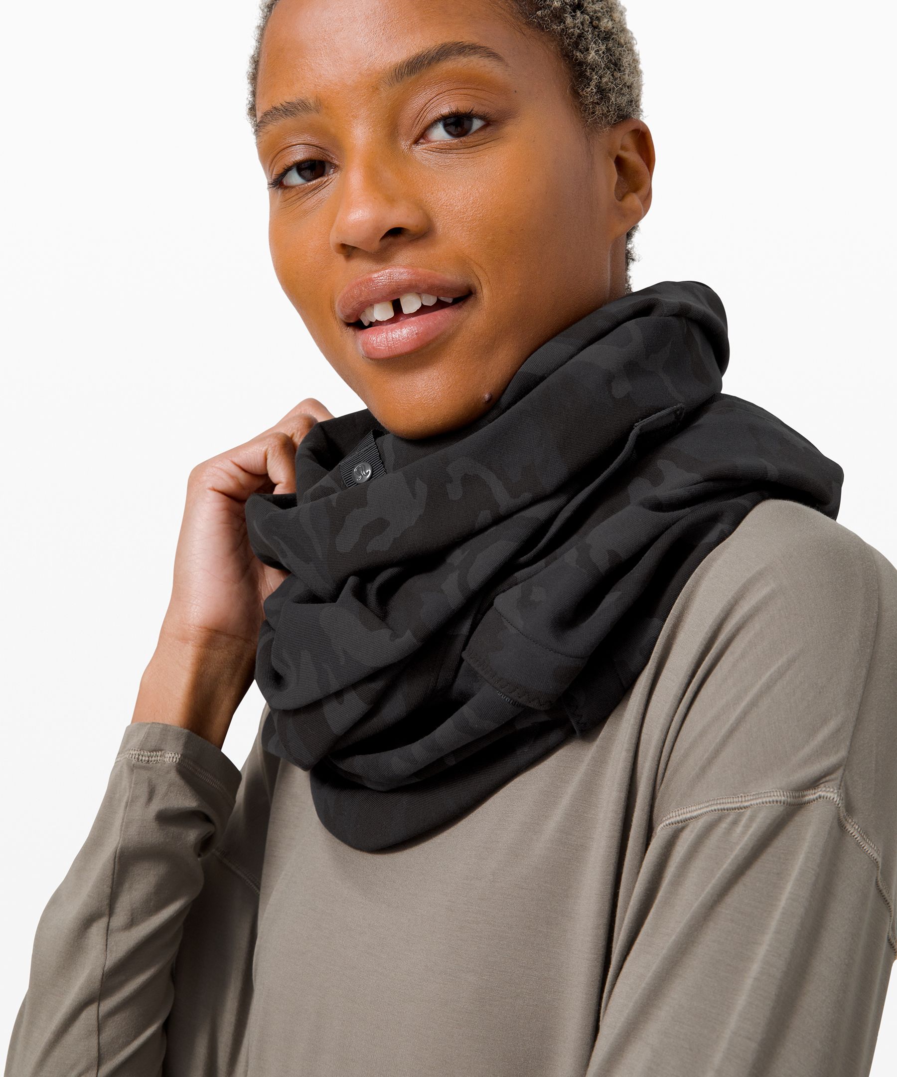 Lululemon best sale blanket scarf