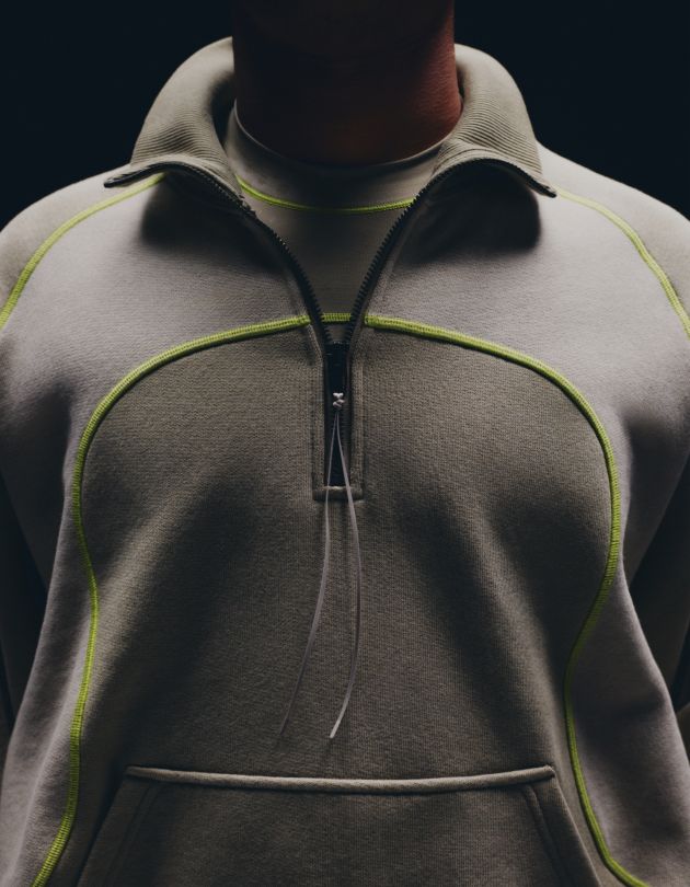 ルルレモンTwist-Back French Terry Pullover Lululemon Twist Back-to-Front Pullover - Black - lulu fanatics