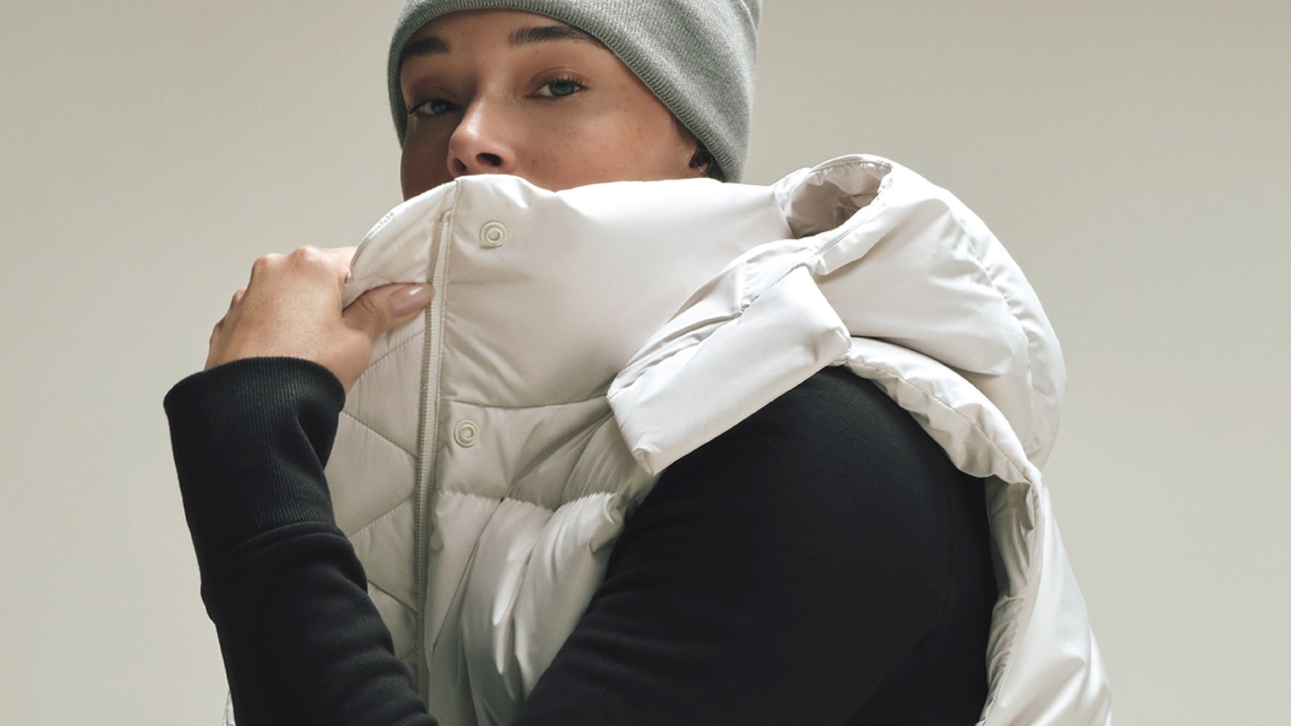 ルルレモン Wunder Puff ミディアム丈ベスト Wunder Puff 600-Down-Fill Mid-Length Vest | Women's Coats