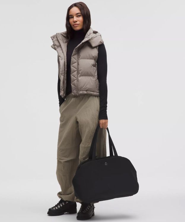 City Essentials lululemon 25L バッグ