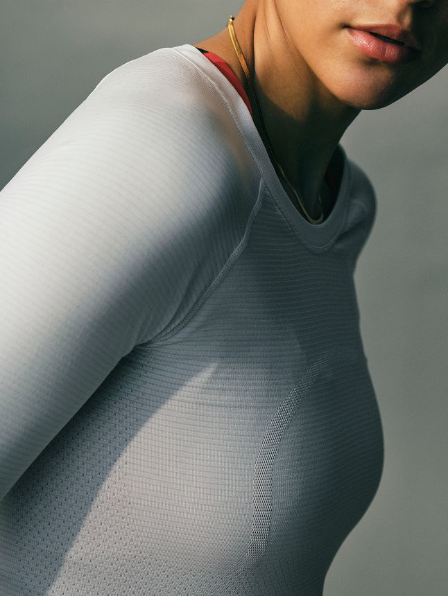 Swiftly Tech Long-Sleeve Shirt 2.0 *Hip Length | Women's Long