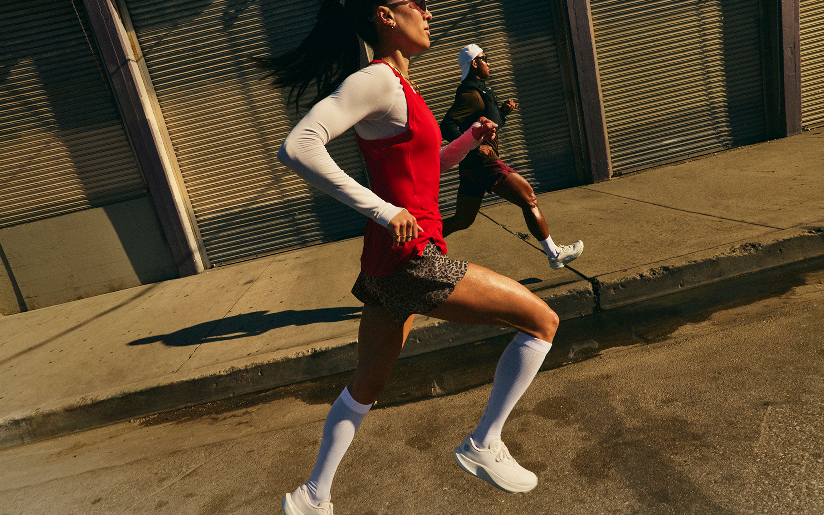 Swiftly Mid-Rise Short 3