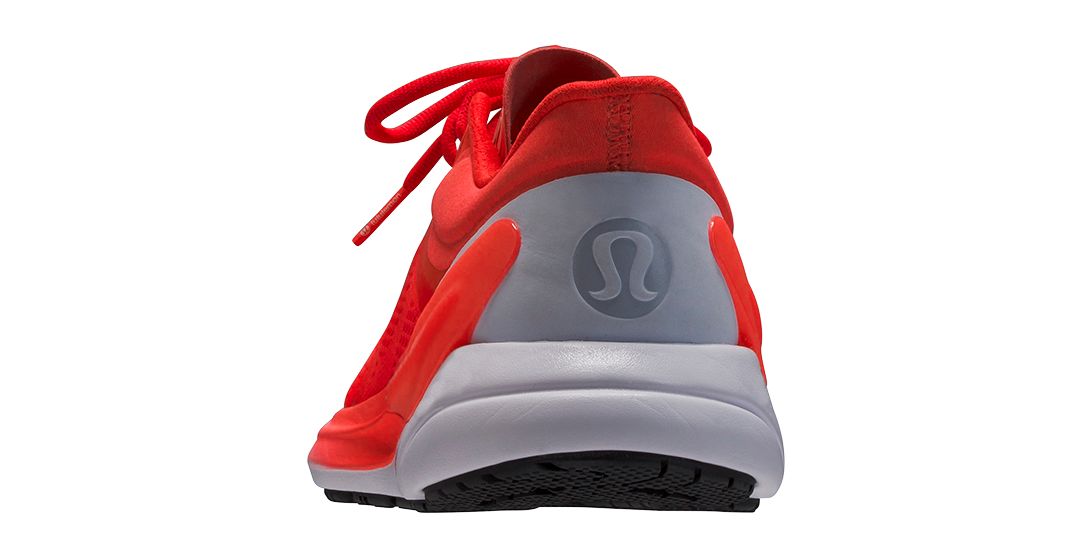 shoes on lululemon models 2020