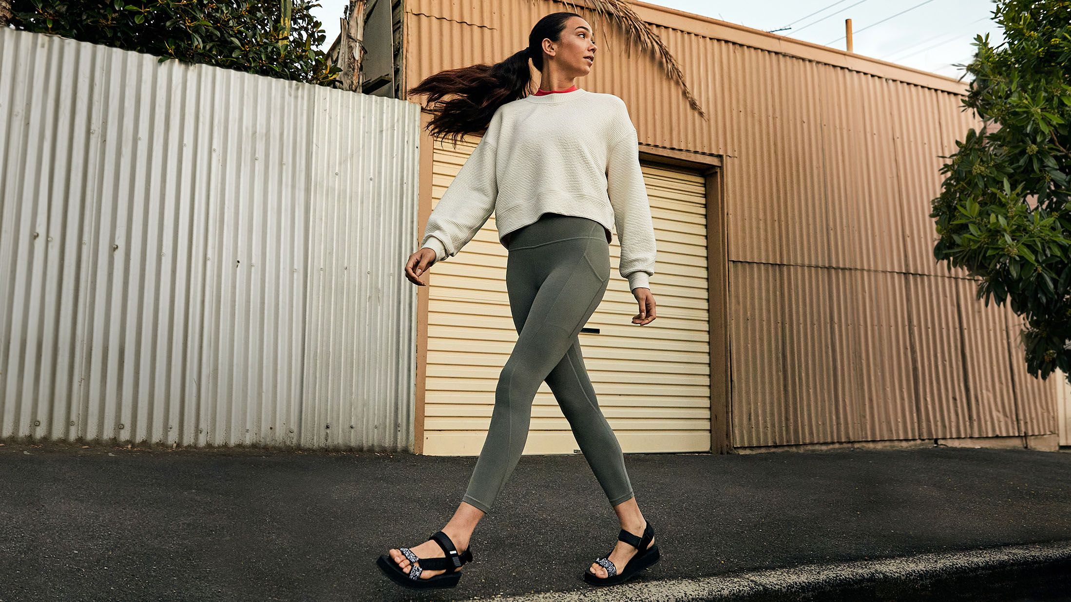 lululemon like new order status post