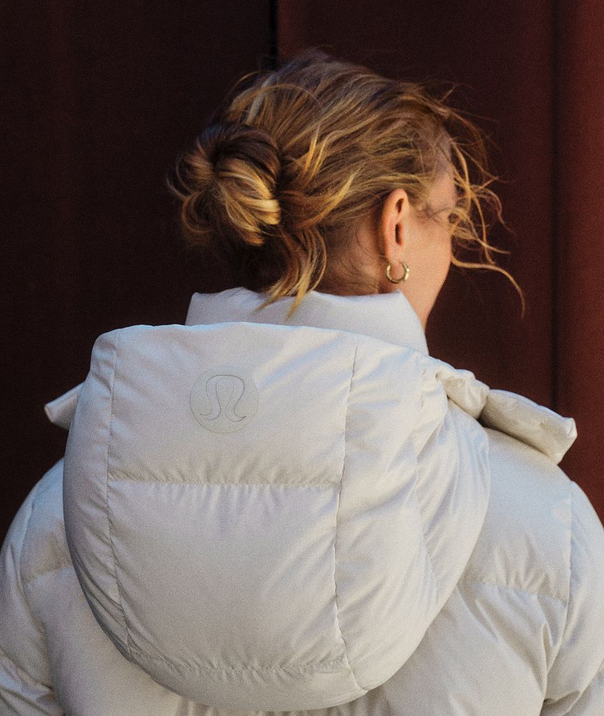 Woman wearing Wunder Puff Jacket