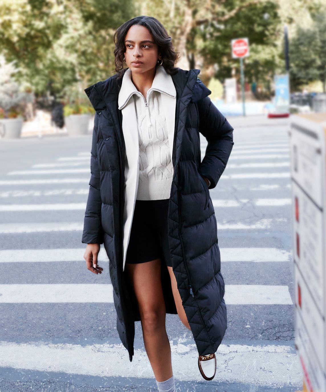 In the Wunder Puff Long Jacket, you can’t help but wonder how a coat so lightweight can be so warm.