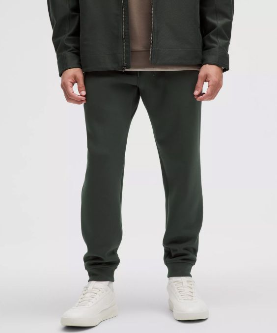 Smooth Spacer Jogger