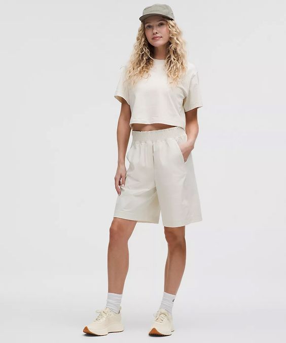 Stretch Woven Ruffle-Waist High-Rise Short 9