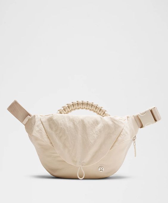 Curved Crossbody Bag with Top Handle 3L