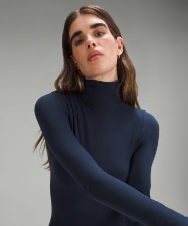 Wundermost Ultra-Soft Nulu Long-Sleeve Turtleneck